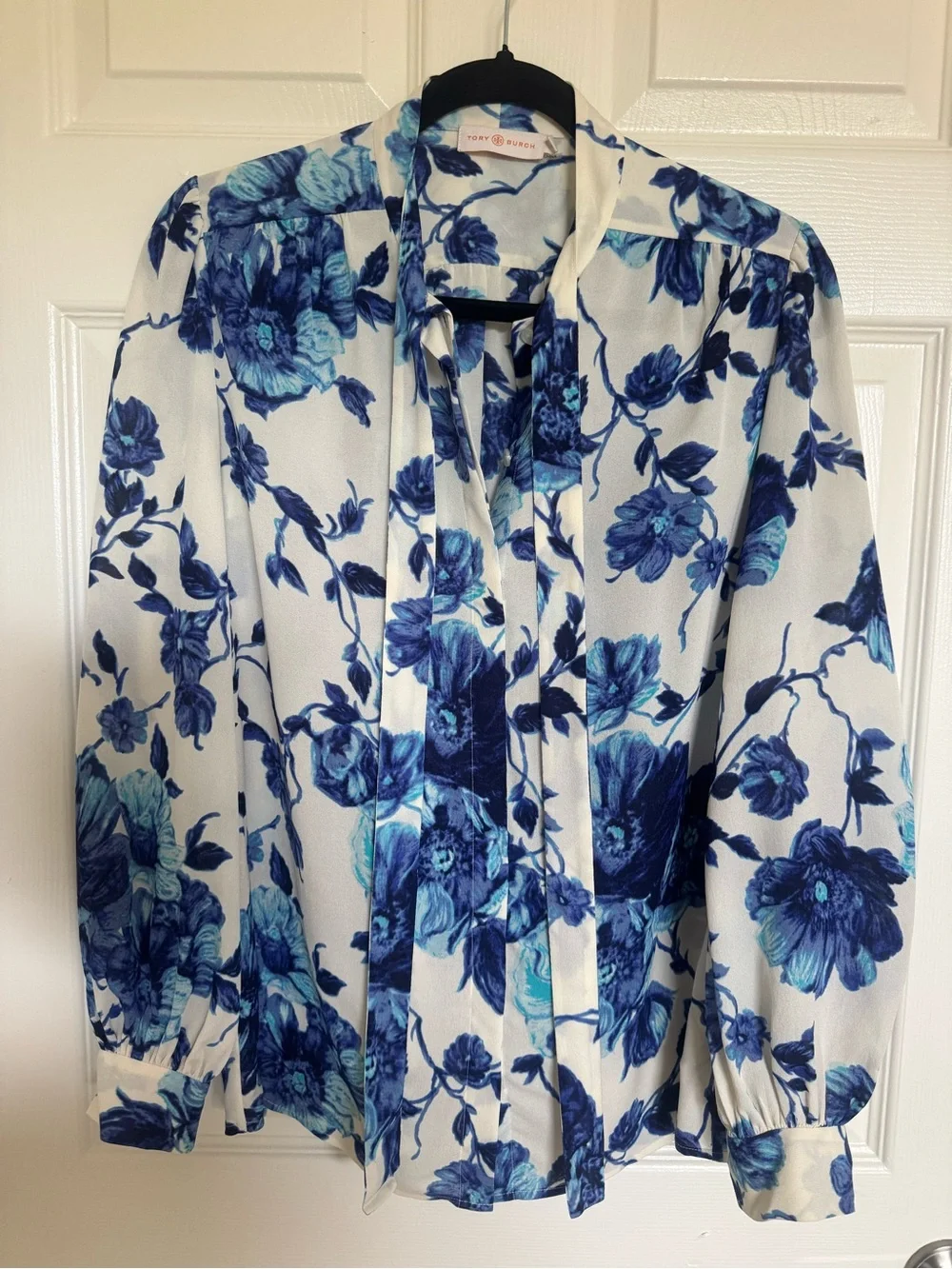 Tory Burch Blue and White Floral Bow-Neck 100% Silk Blouse